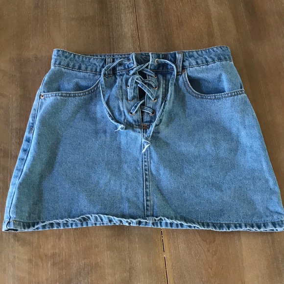 Forever 21 high waisted denim skirt - Picture 2 of 4